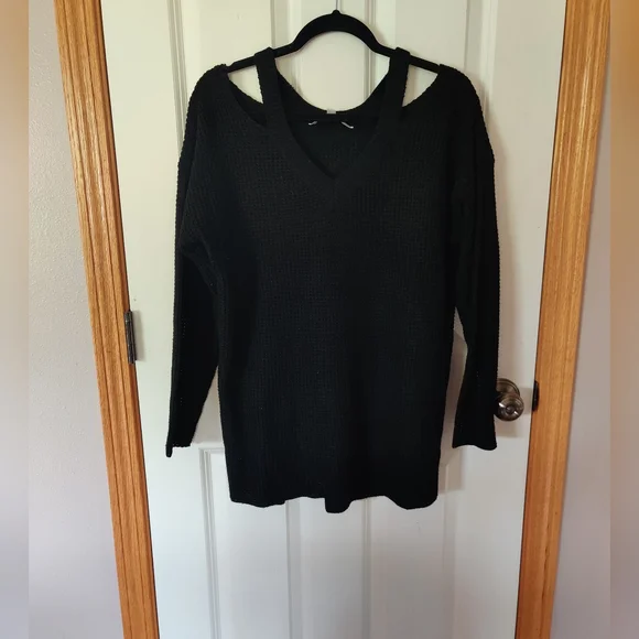 Black V-Neck Sweater - Picture 1 of 2